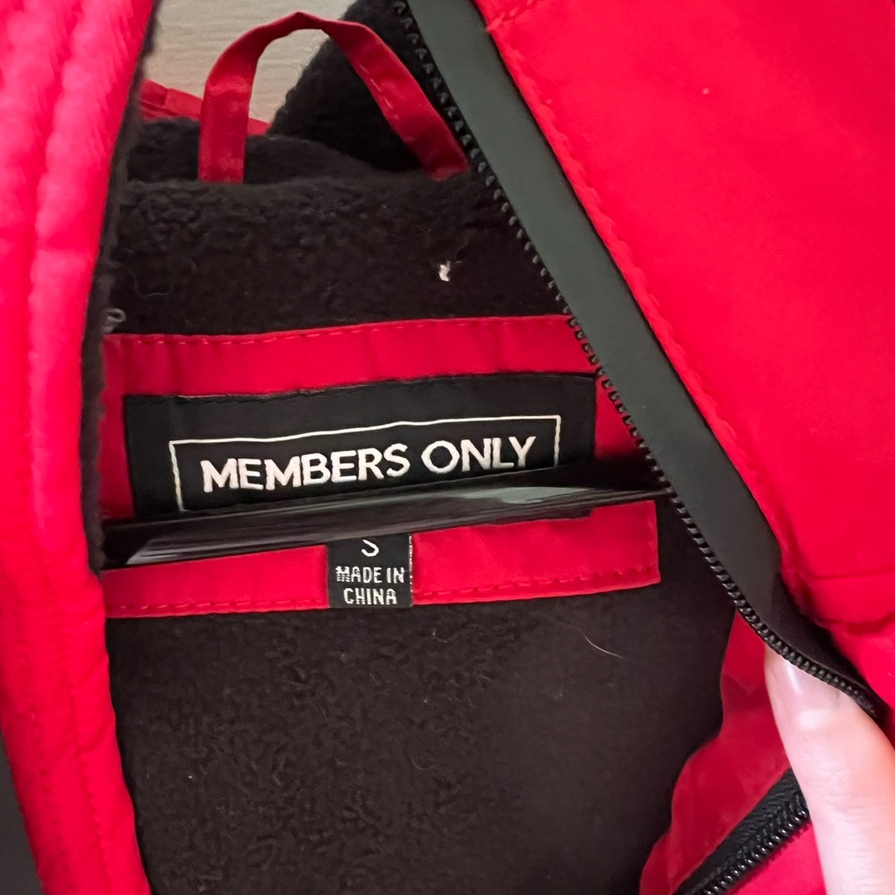 Members Only Vibrant Red Puffer Jacket - Picture 5 of 5